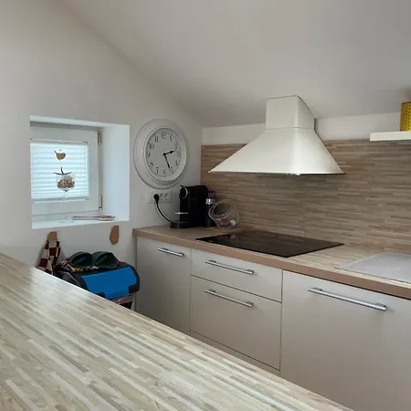 Natasha's Blue Sky With Cosy Terrace Apartment *